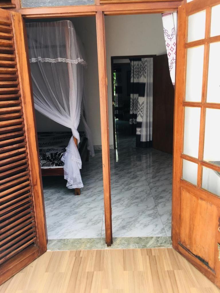 Hotel Mirewon Guest Weligama Exterior foto
