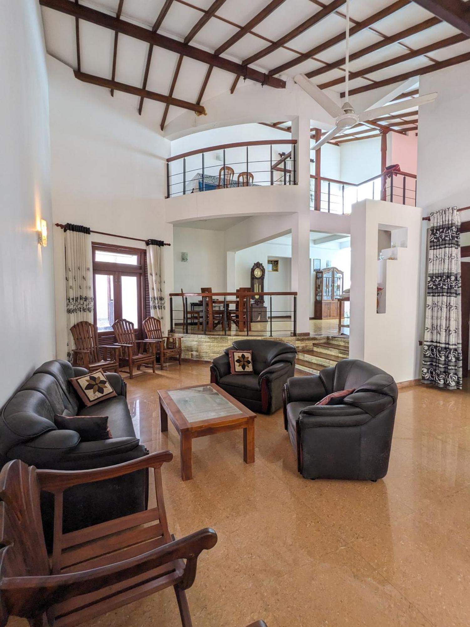 Hotel Mirewon Guest Weligama Exterior foto